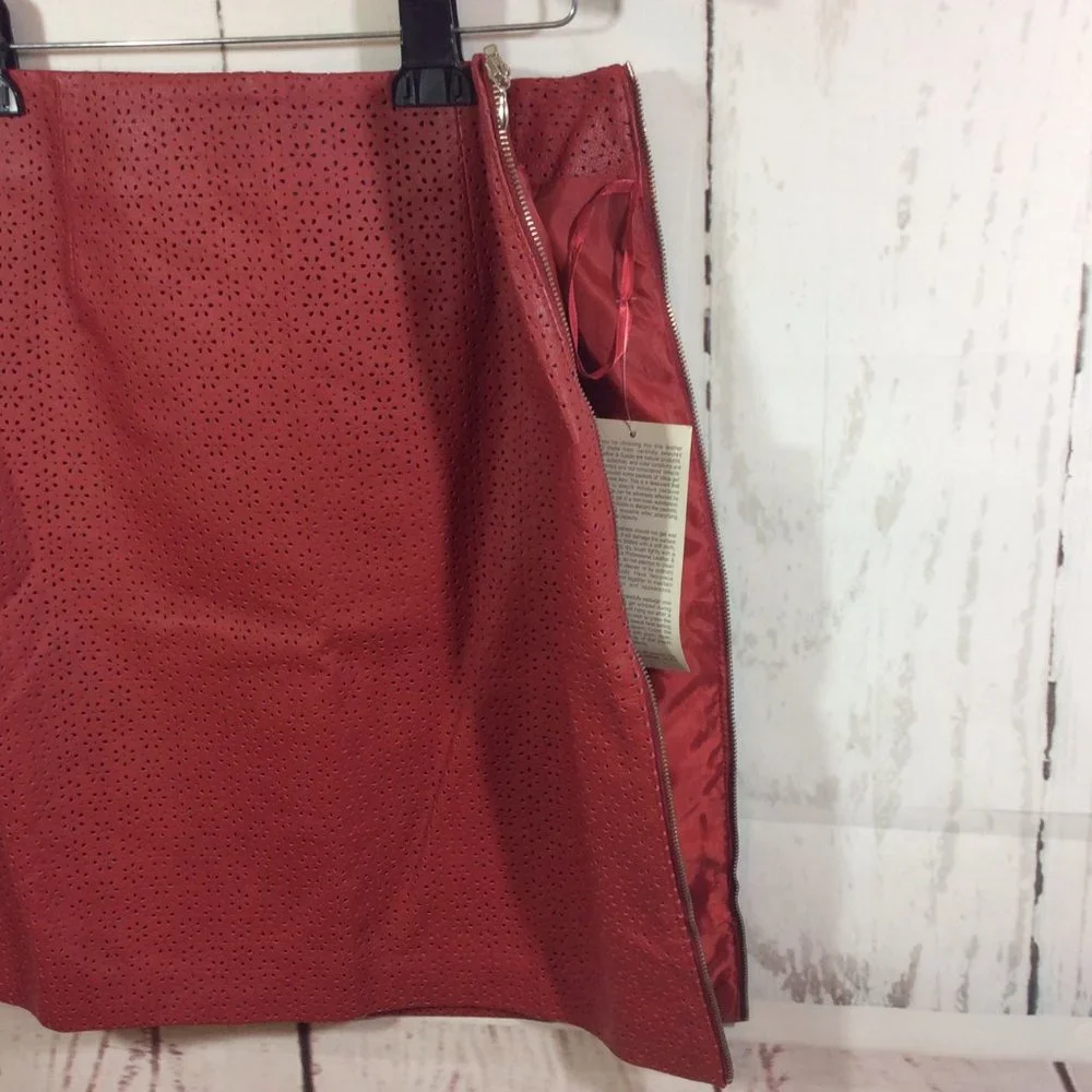 Vintage Bagatelle Red Leather Eyelet Pencil Skirt Side Zip‎ Lined Size 10